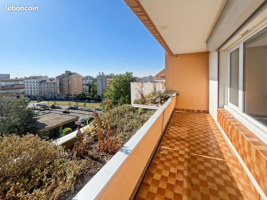 Appartement 4 pièces 107 m² · à Lyon · 107 m² · 1 450 €