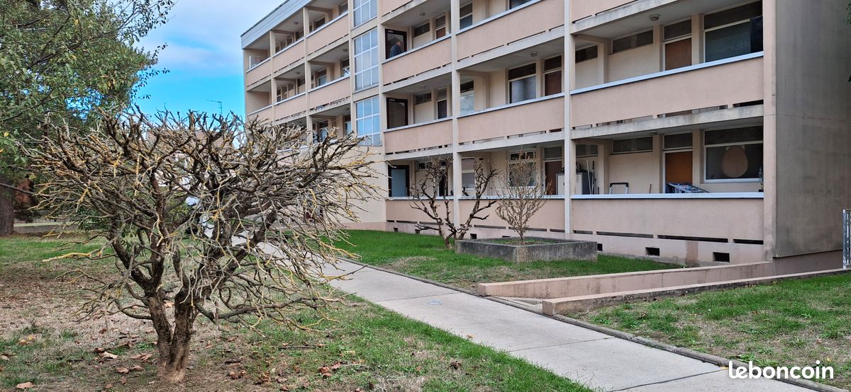 Appartement 1 pièce 29 m² · à Limeil-Brévannes · 29,3 m² · 102 000 €