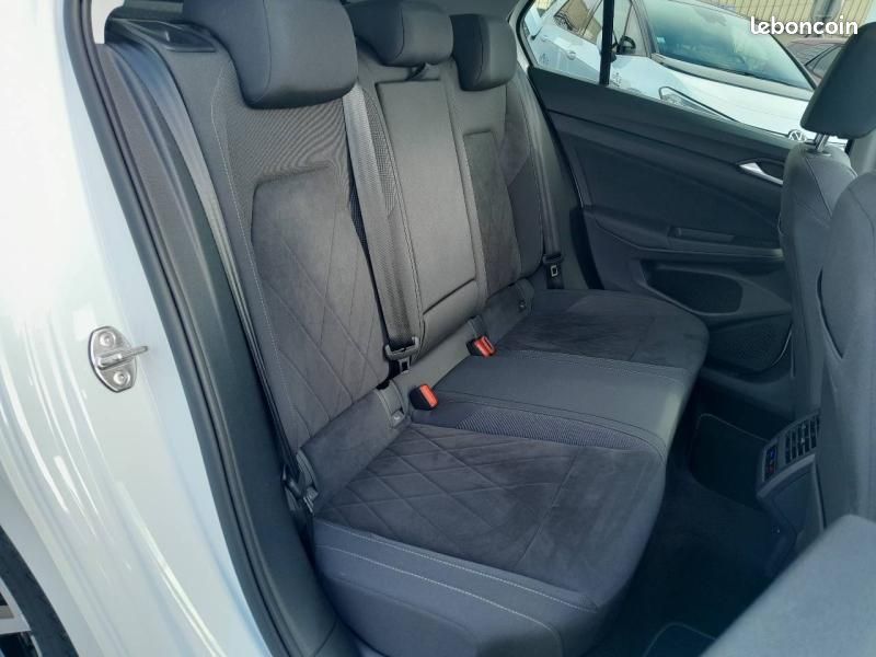 Volkswagen Golf 1.4 eHybrid OPF 204ch Style DSG6 (image 10)