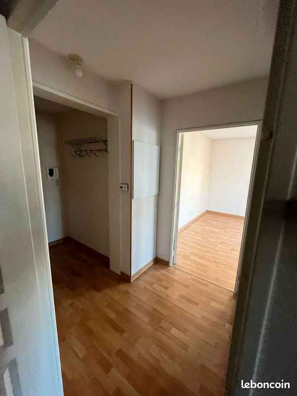 Appartement 2 pièces 58 m² · à Étampes · 58 m² · 890 €/mois
