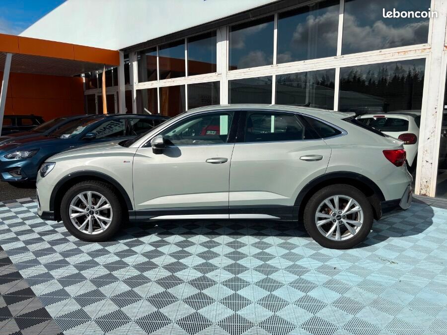Audi Q3 Sportback 35 TFSI 150 2WD S tronic 7 S line Ext. Hayon EL. Camera (image 12)