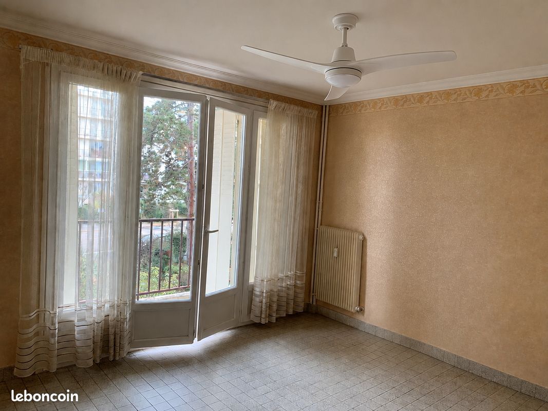 Appartement 3 pièces 61 m² · à Roanne · 61 m² · 660 €