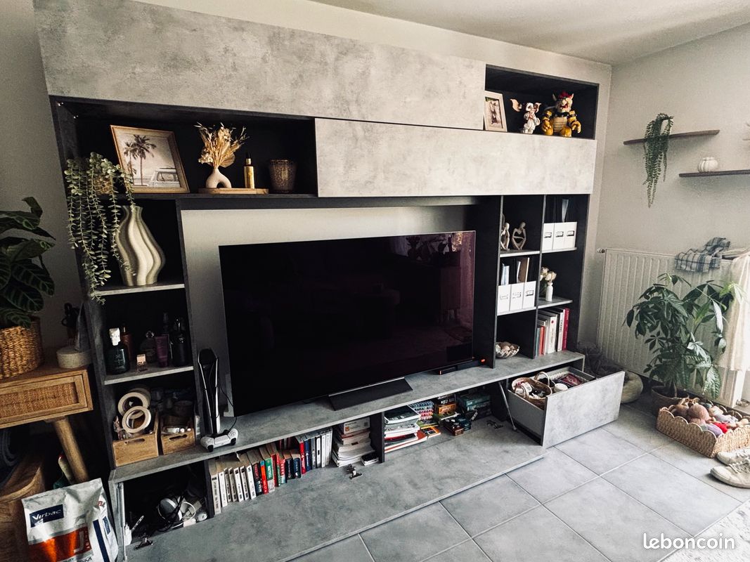 Meuble TV design avec rangements intégrés (image 5)
