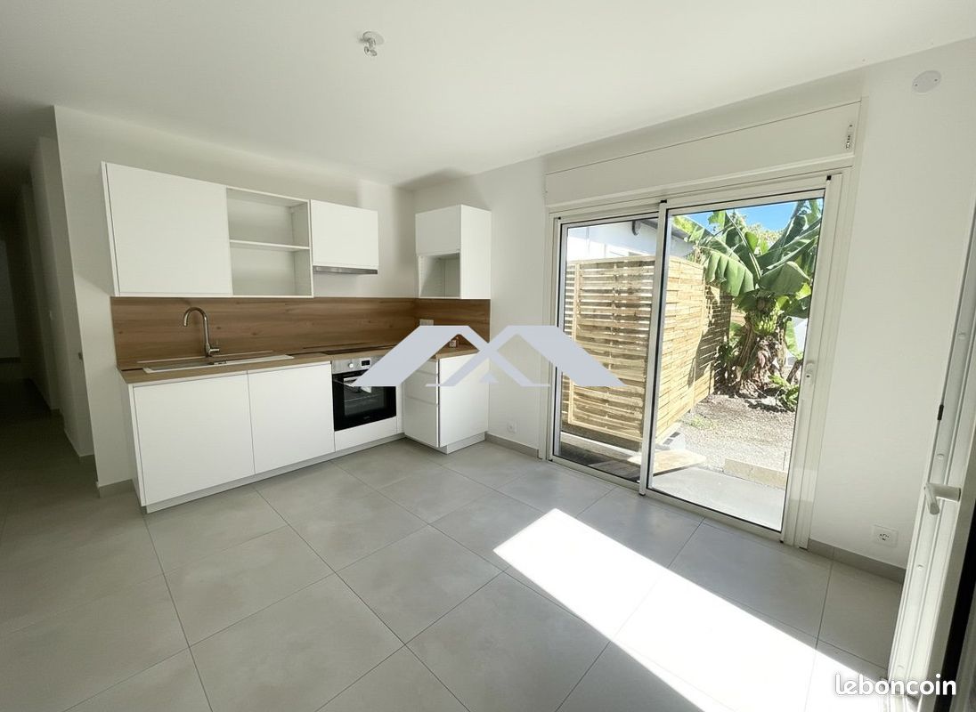 Appartement 3 pièces 47 m² · à Saint-Pierre · 47 m² · 1 225 €/mois