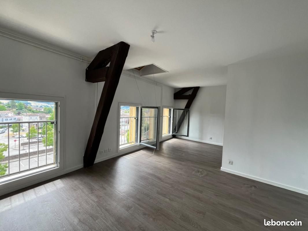 Appartement 3 pièces 62 m² · à Cours · 62 m² · 376 €/mois