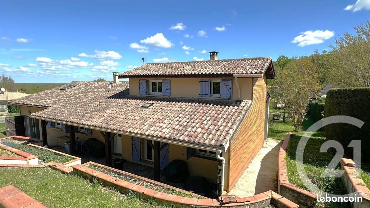 Maison 7 pièces 179 m² · à Fontenilles · 179 m² · 317 500 €