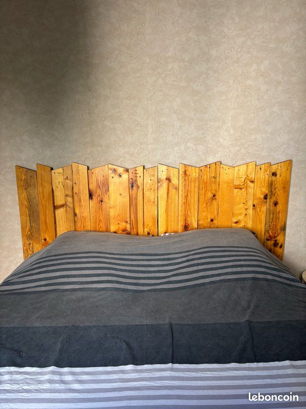 Tête de lit bois (image 1)
