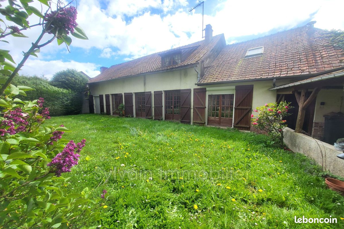 Maison 6 pièces 122 m² · à Grandvilliers · 122 m² · 122 000 €