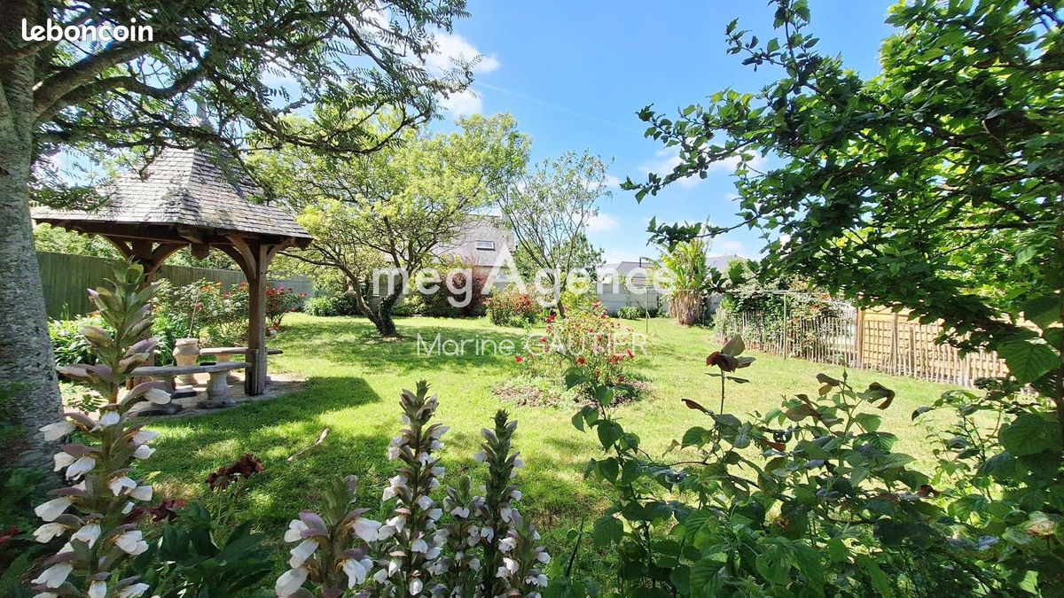 Maison 9 pièces 200 m² · à Saint-Méloir-des-Ondes · 200 m² · 425 000 €