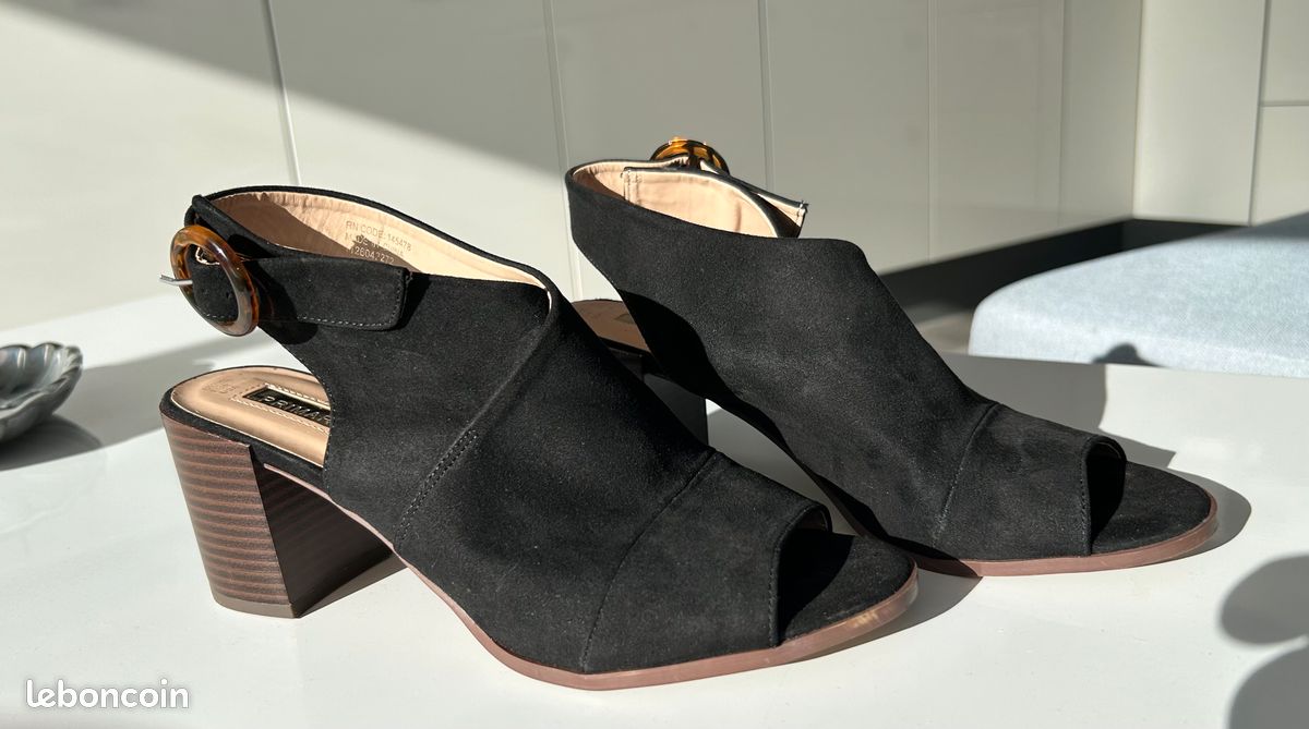 Chaussures à talons (image 2)