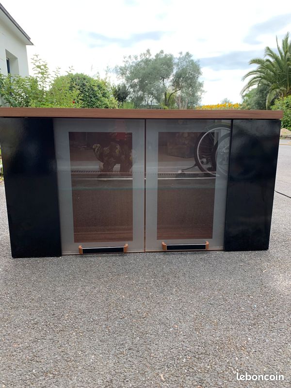 Vitrine à verre (image 1)