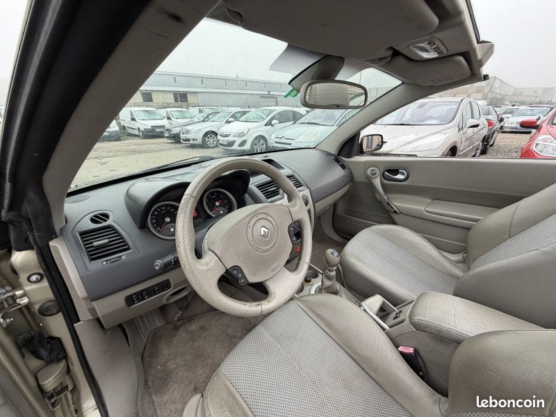 Renault MEGANE II CC 2.0 16V 136CH LUXE PRIVILEGE (image 15)