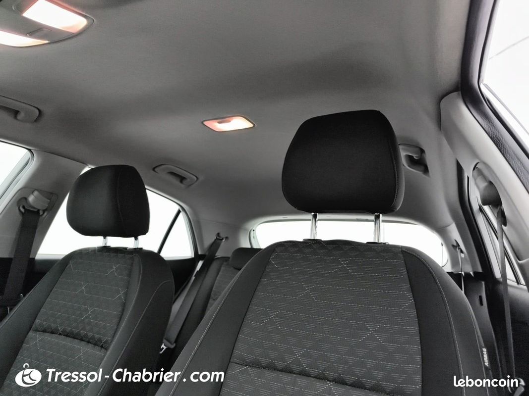 KIA Rio 1.0L T-GDi 100 ch ISG Active (image 25)