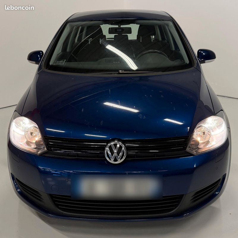 Volkswagen Golf Plus 1.6 TDI 105ch BlueMotion Technology Trendline Garantie 12 Mois Kit Distribution Neuf Climatisation / Radar de Stationnement / Régulateur de Vitesse / Rétroviseurs Rabattables (image 6)