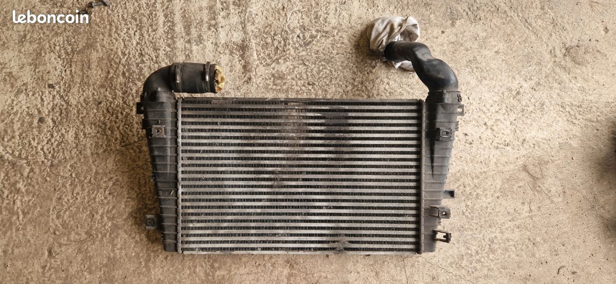 Radiateur air opel zafira B 1.9l cdti 150cv (image 1)
