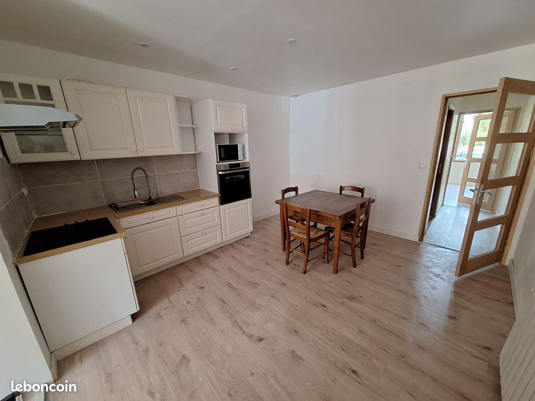 Appartement 3 pièces 50 m² · à Bourges · 50 m² · 780 €/mois