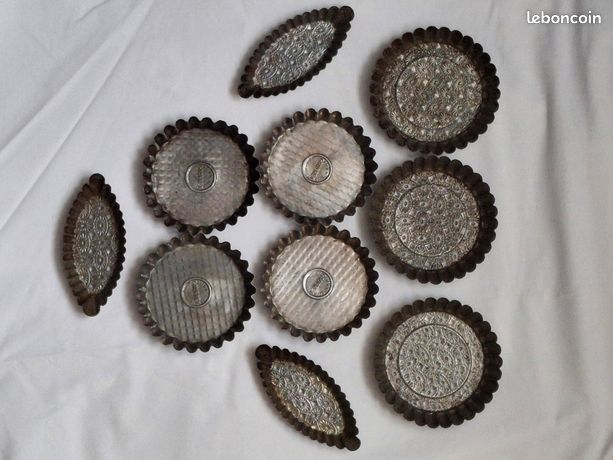 Lot De 5 Moules à Tartelette Vintage Français - Acier Noir