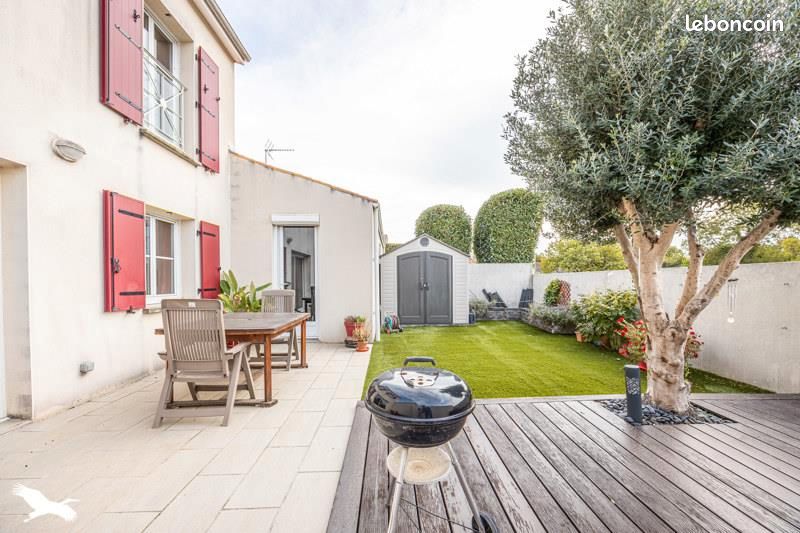Maison 3 pièces 80 m² · à Saint-Rogatien · 80 m² · 283 392 €