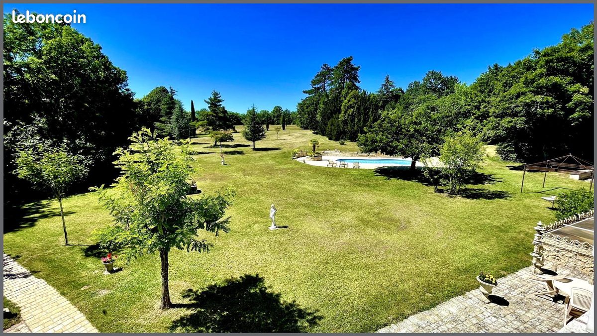 Propriété 18 pièces 620 m² (image 2)