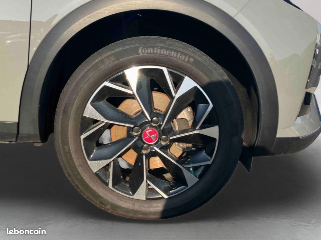 Ds DS 3 BlueHDi 130ch Performance Line + Automatique (image 25)