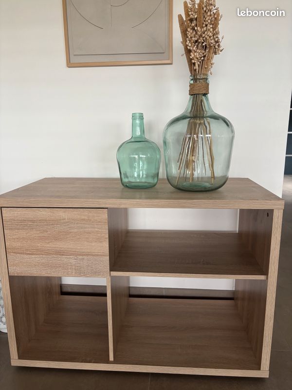 Meuble en bois (image 1)