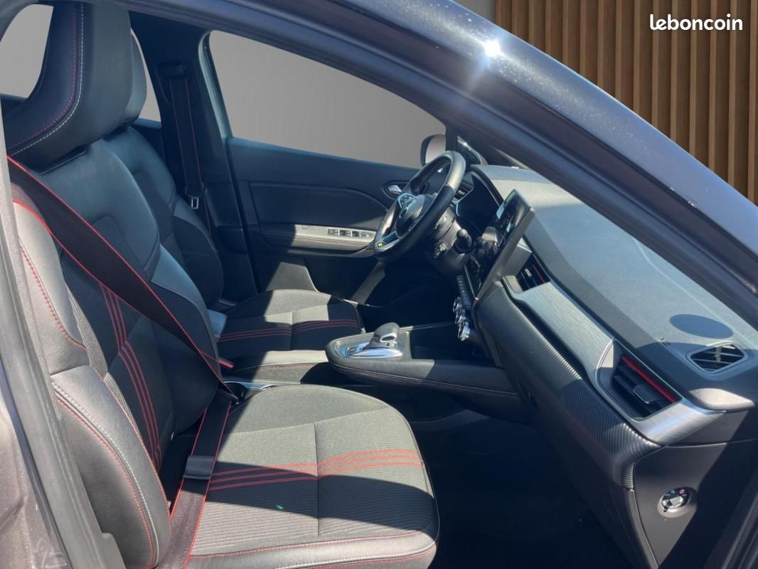 Renault Captur mild hybrid 160 EDC R.S. Line (image 15)