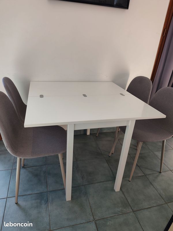 Table extensible 2-4 pers blanc laquée (image 1)