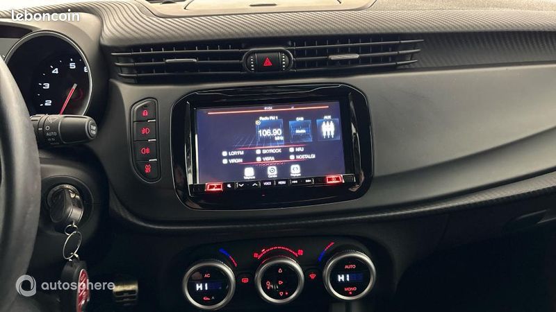 Alfa Romeo Giulietta 1.4 TB MultiAir 150ch Sportiva Stop&Start (image 19)