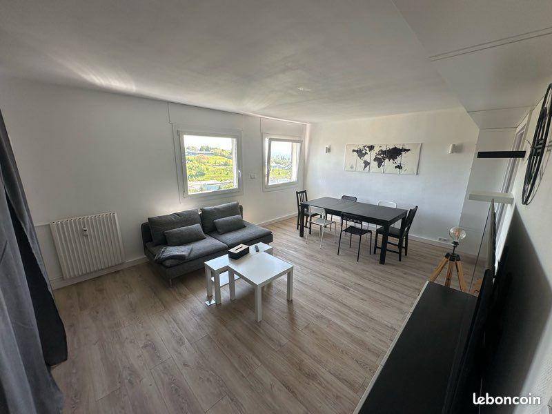 Appartement 4 pièces 82 m² · à Charleville-Mézières · 82 m² · 97 000 €