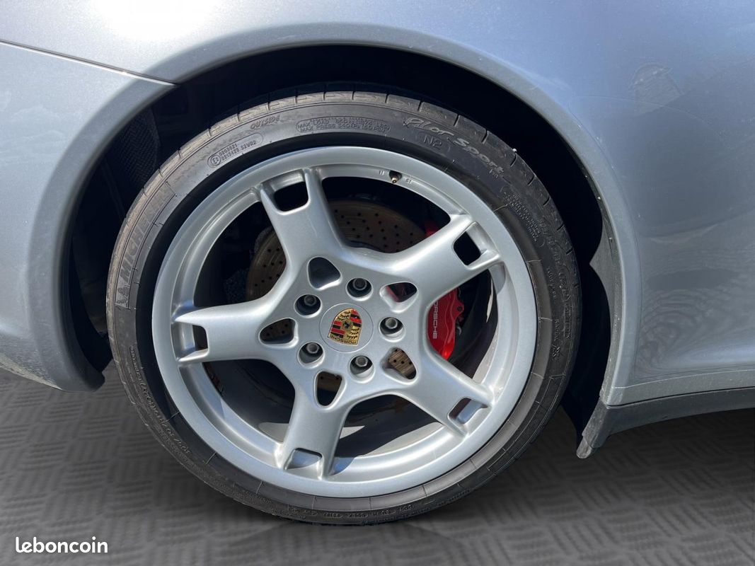 PORSCHE 911 3.8i TYPE 997 COUPE Carrera 4S (image 24)