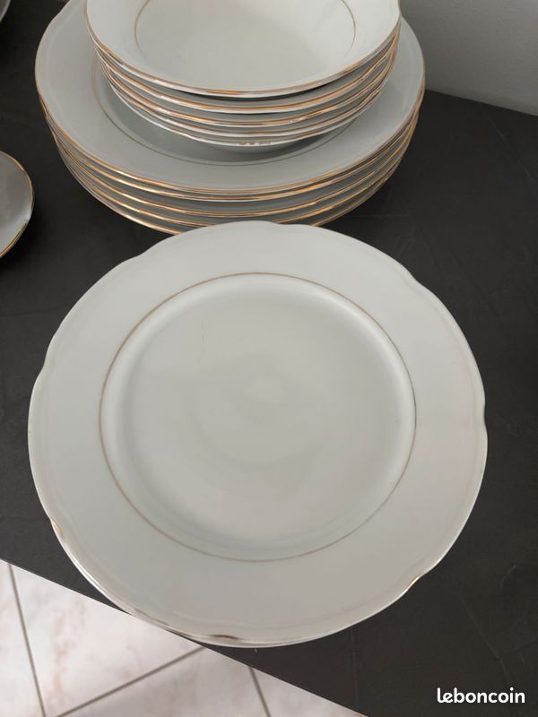 Service porcelaine de Limoges Doré (image 2)