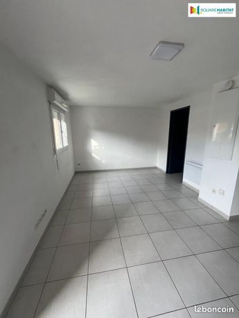 Studio 1 pièce 28 m²