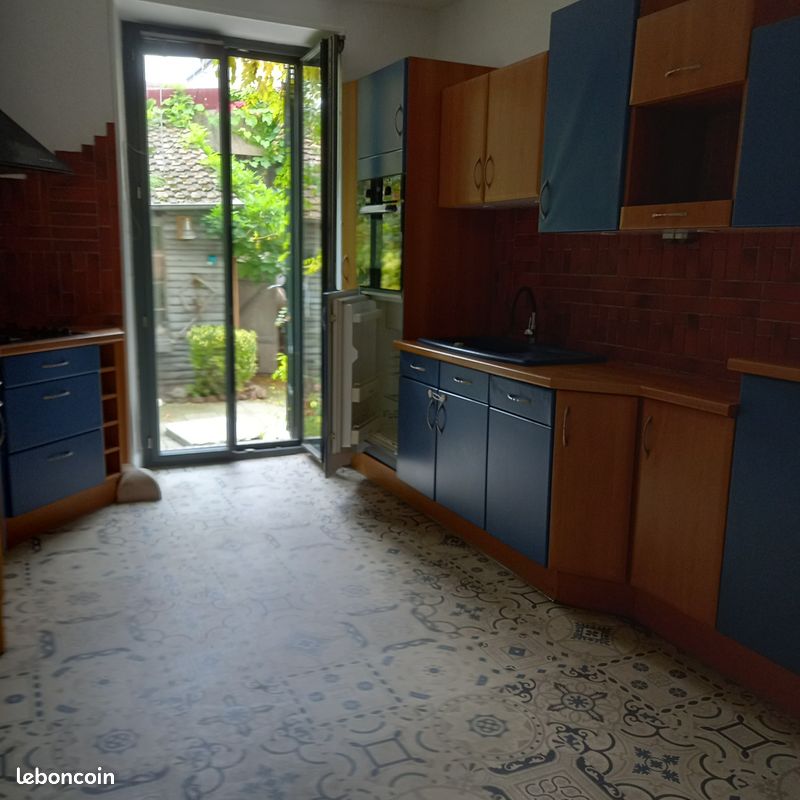 Appartement 3 pièces 95 m² · à Mulhouse · 95 m² · 800 €
