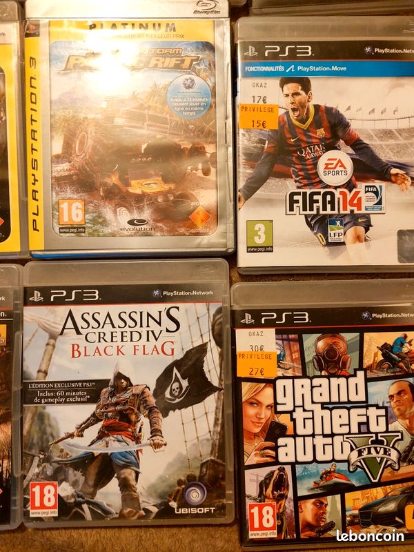 Lot de 3 Jeux de PS3 FIFA 2015 ,NBA Impeccable et complet