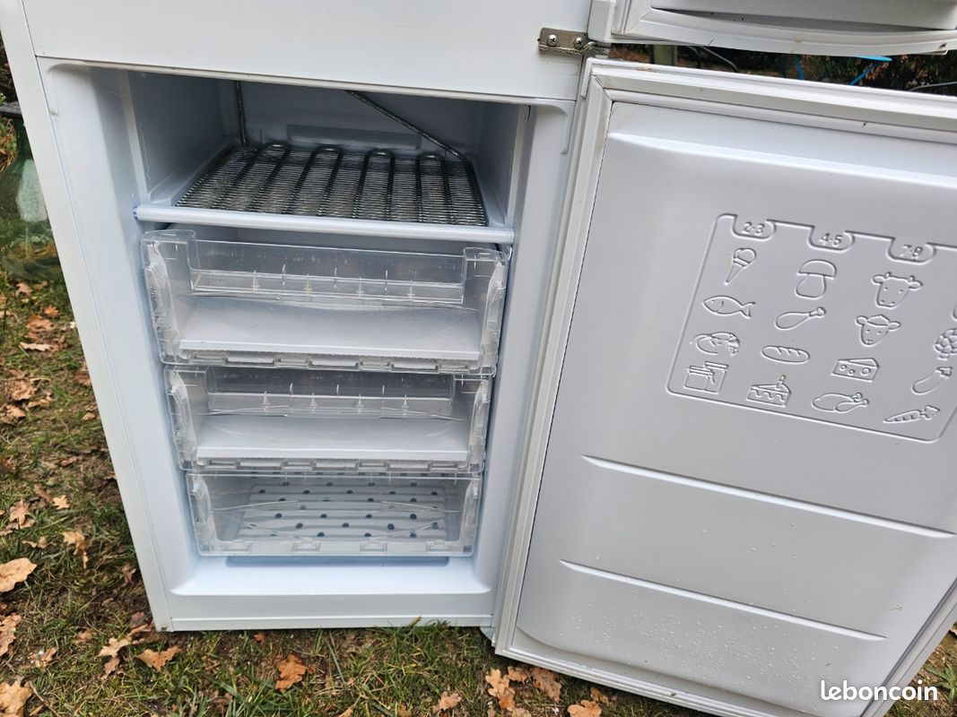 Frigo / réfrigérateur Indesit A+ - Électroménager