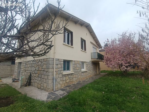 Maison 96 m2 avec beau jardin arboré, garage et logement indépendant