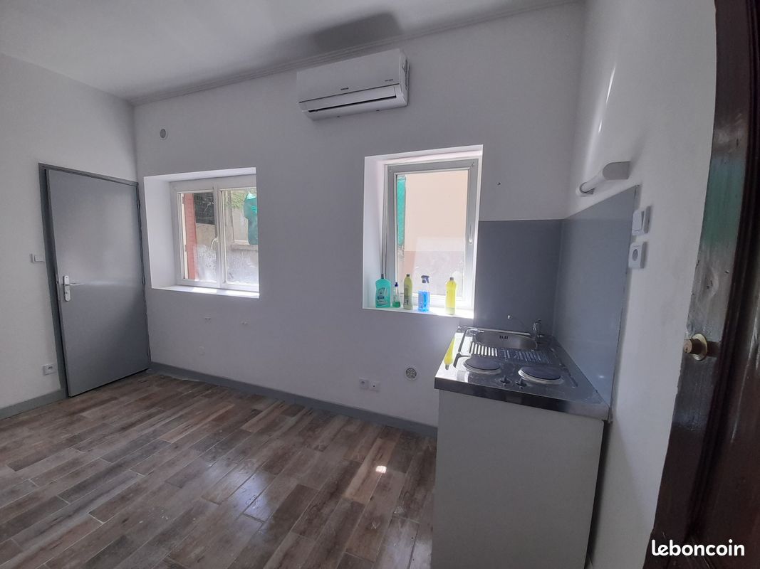 Appartement 1 pièce 18 m² · à Grenoble · 18 m² · 525 €/mois