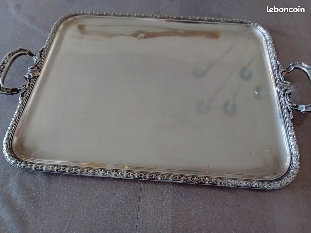 BEAU PLATEAU OVALE EN METAL ARGENTE FLEURON France GRAVE EUR 150,00