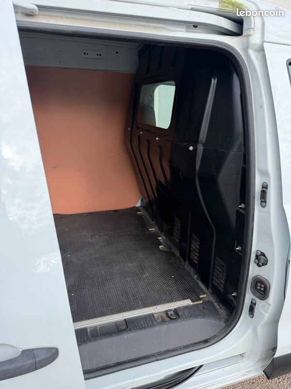 RENAULT Express Van (K67) 1.5 DCI 95 CH S&S / TVA RECUPERABLE / Reprise possible (image 8)