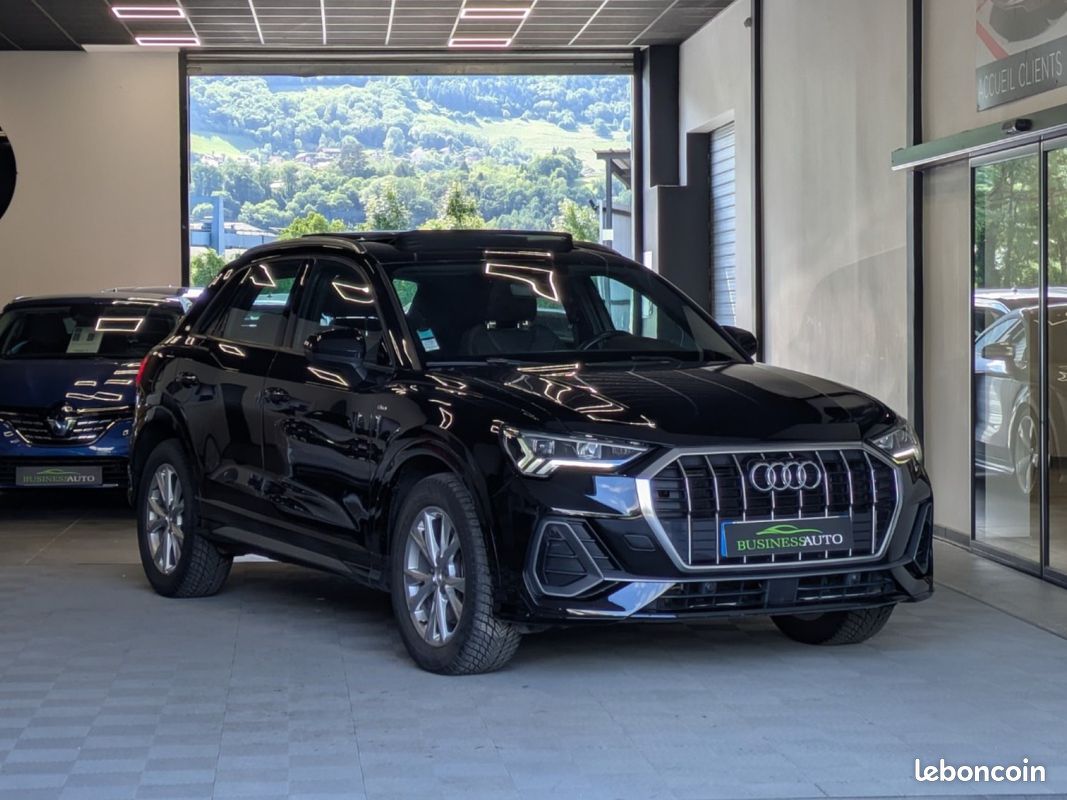 AUDI Q3 40 TFSI 190cv S tronic 7 Quattro S line / Toit Ouvrant / GPS / CarPlay / Caméra de recul / Drive Se (image 2)