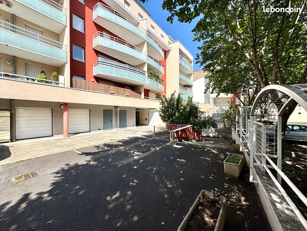 Appartement 2 pièces 53 m² · à Clermont-Ferrand · 53 m² · 756 €