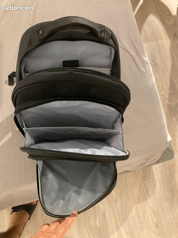 Sac à dos noir (image 2)