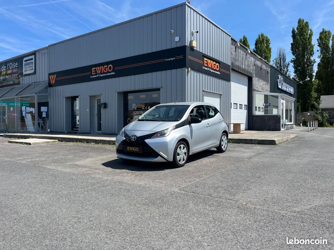 TOYOTA AYGO 1.0 VVTI 70 *RIEN A PREVOIR - MOTEUR A CHAINE - CAMERA DE RECUL - CLIMATISATIOn (image 20)