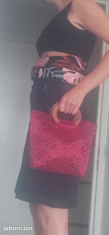 Pochette De Soirée En Perles Noires - Fermeture Aimantée - Taille Small - Neuf Sans étiquette