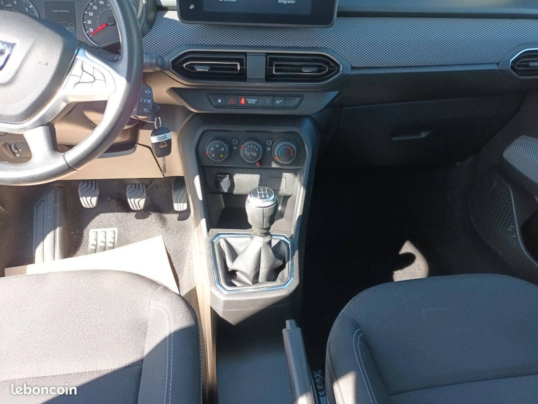 DACIA Sandero SCe 65 - 22 Confort (image 11)