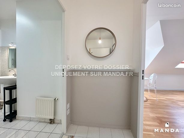 https://img.leboncoin.fr/api/v1/lbcpb1/images/bb/35/76/bb3576ecd1d3290f8b05e54b3be4859defa06df8.jpg?rule=ad-image