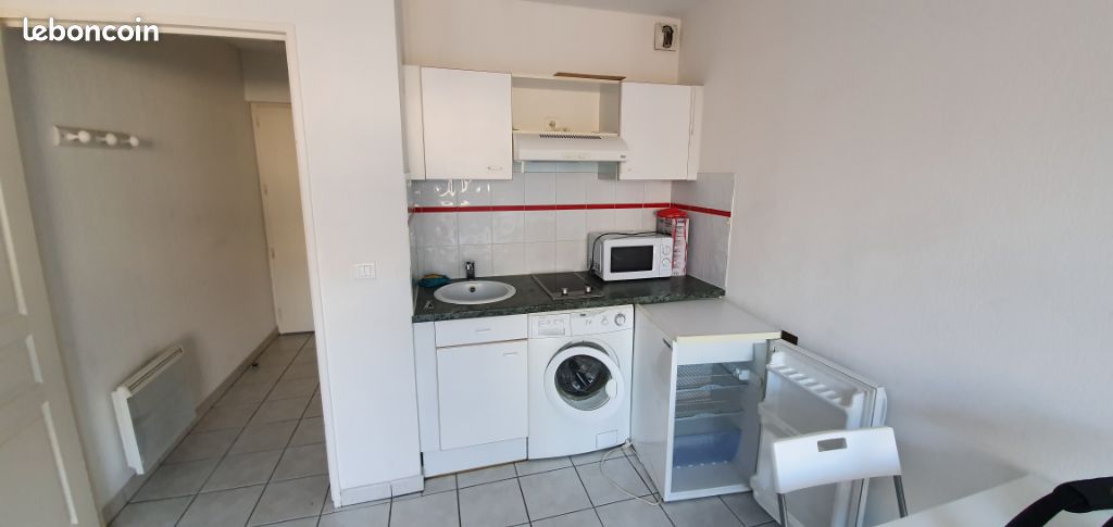 Appartement 1 pièce 21 m² · à Salon-de-Provence · 21 m² · 490 €/mois