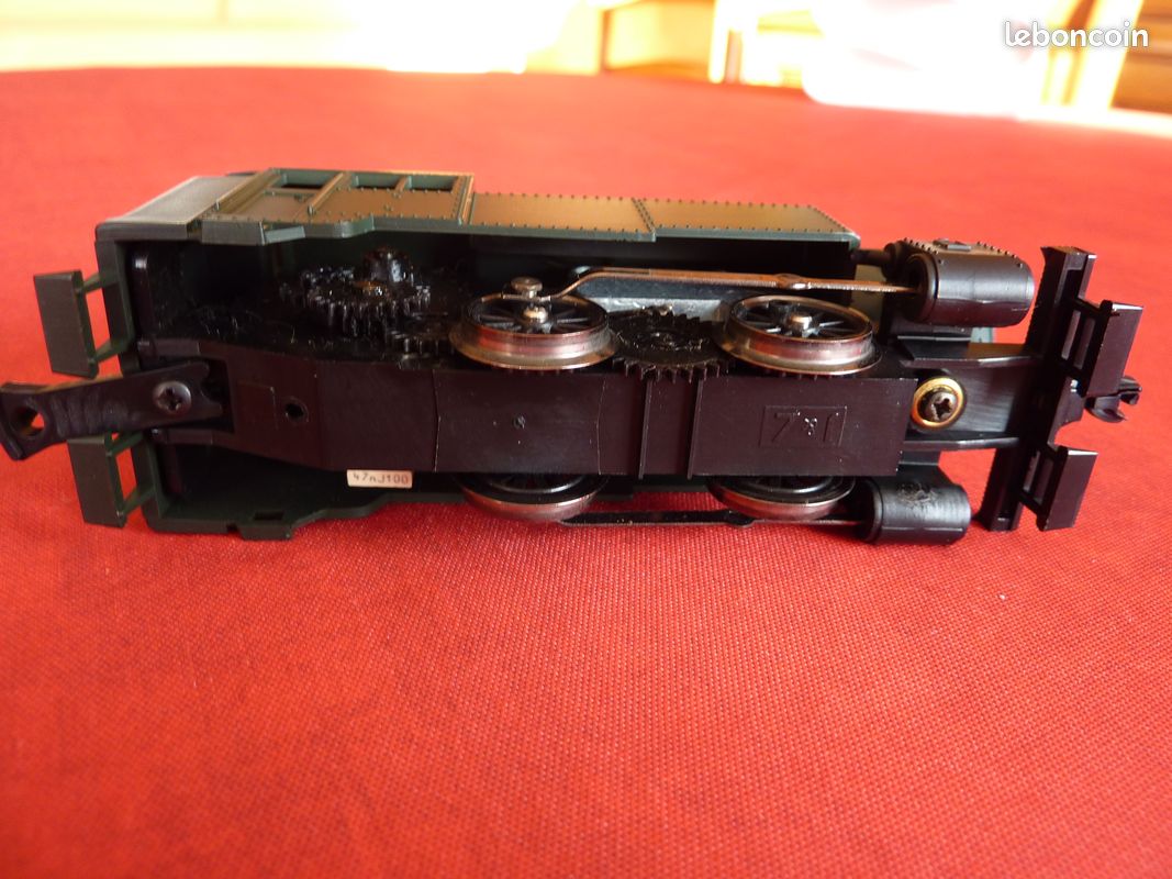 Superbe petite locomotive verte pour réseau HO 160 - Modélisme