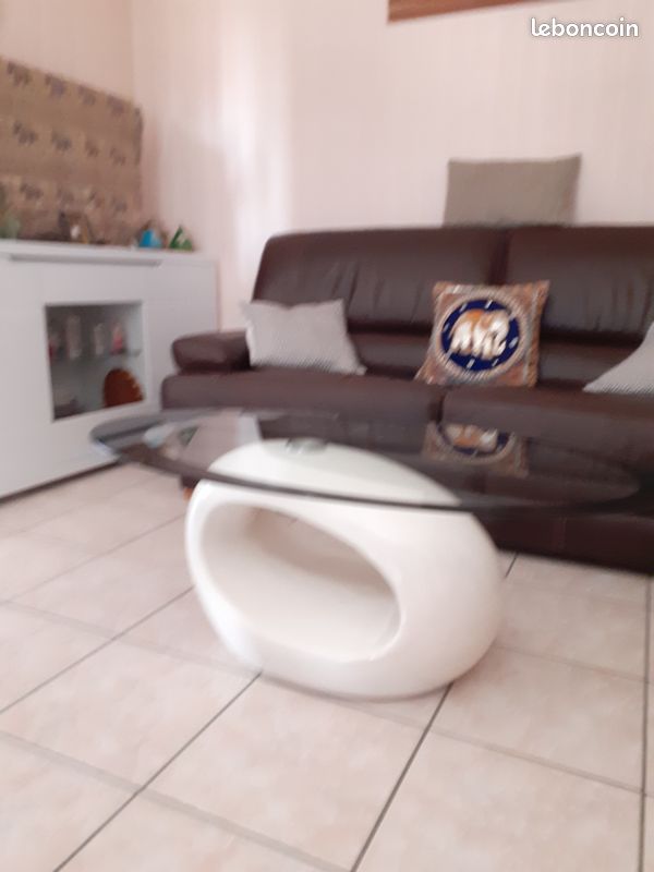Table basse en verre (image 1)