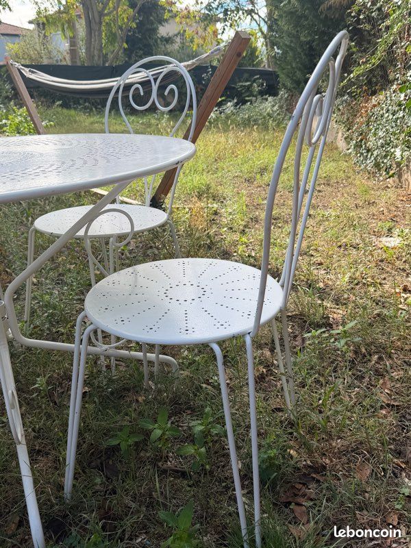 Salon de jardin en fer forgé (image 4)